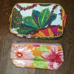 Real clothes and Clinique Bundle of 2 bags makeup cases zipper closure floral